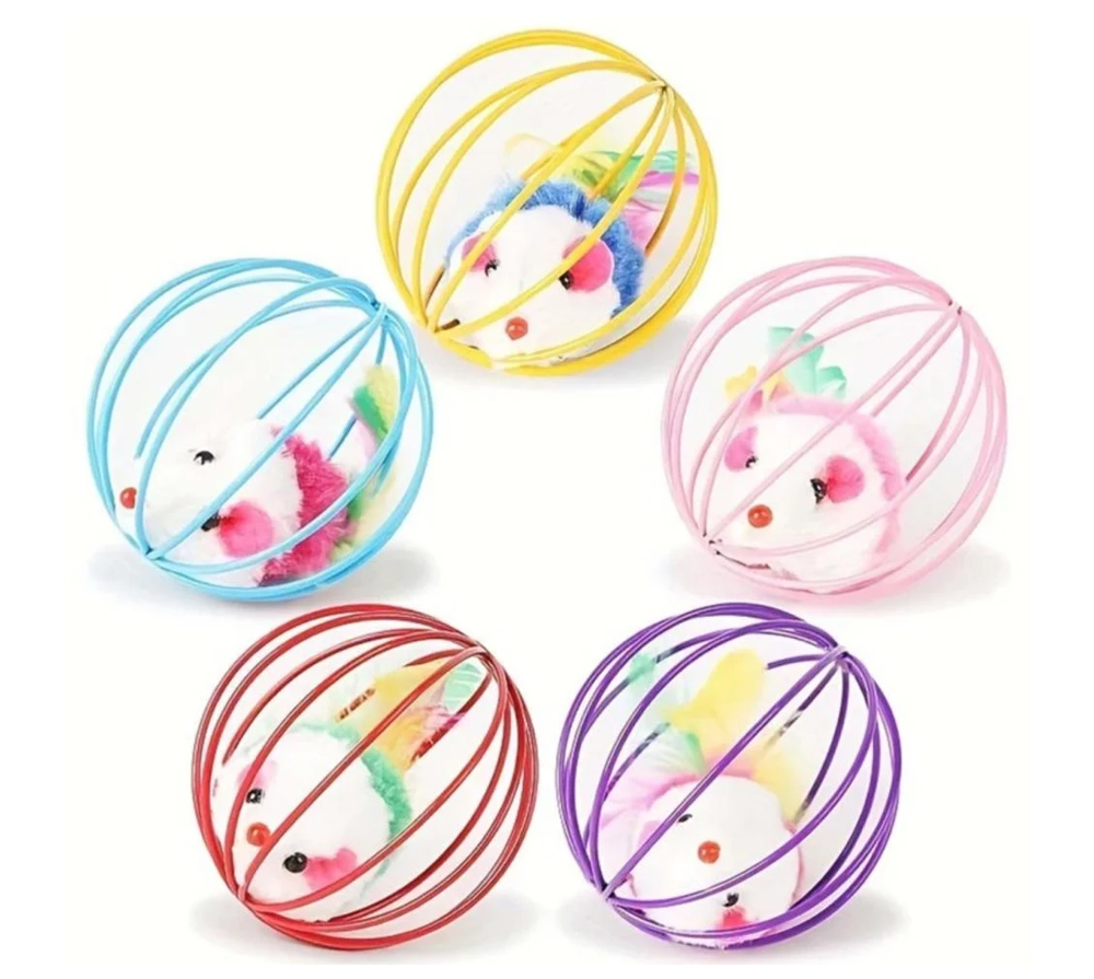 لعبة كرة للقطط مميزة